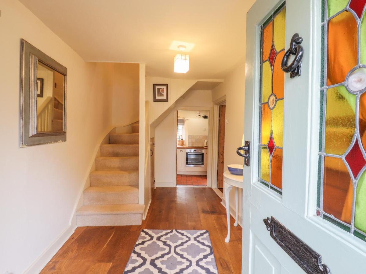 Wayside Cottage Bedford Exterior photo